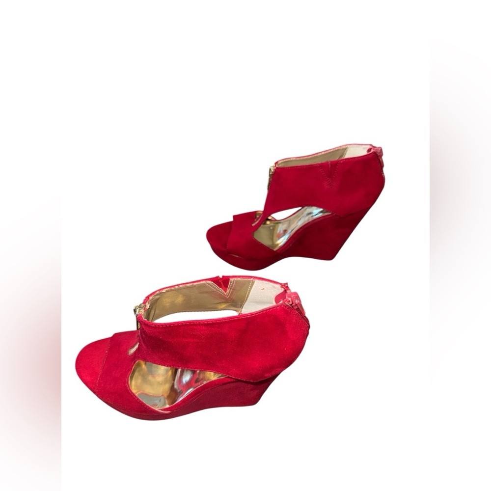 Carlos Santana Red High Heeled Wedges - Picture 3 of 5